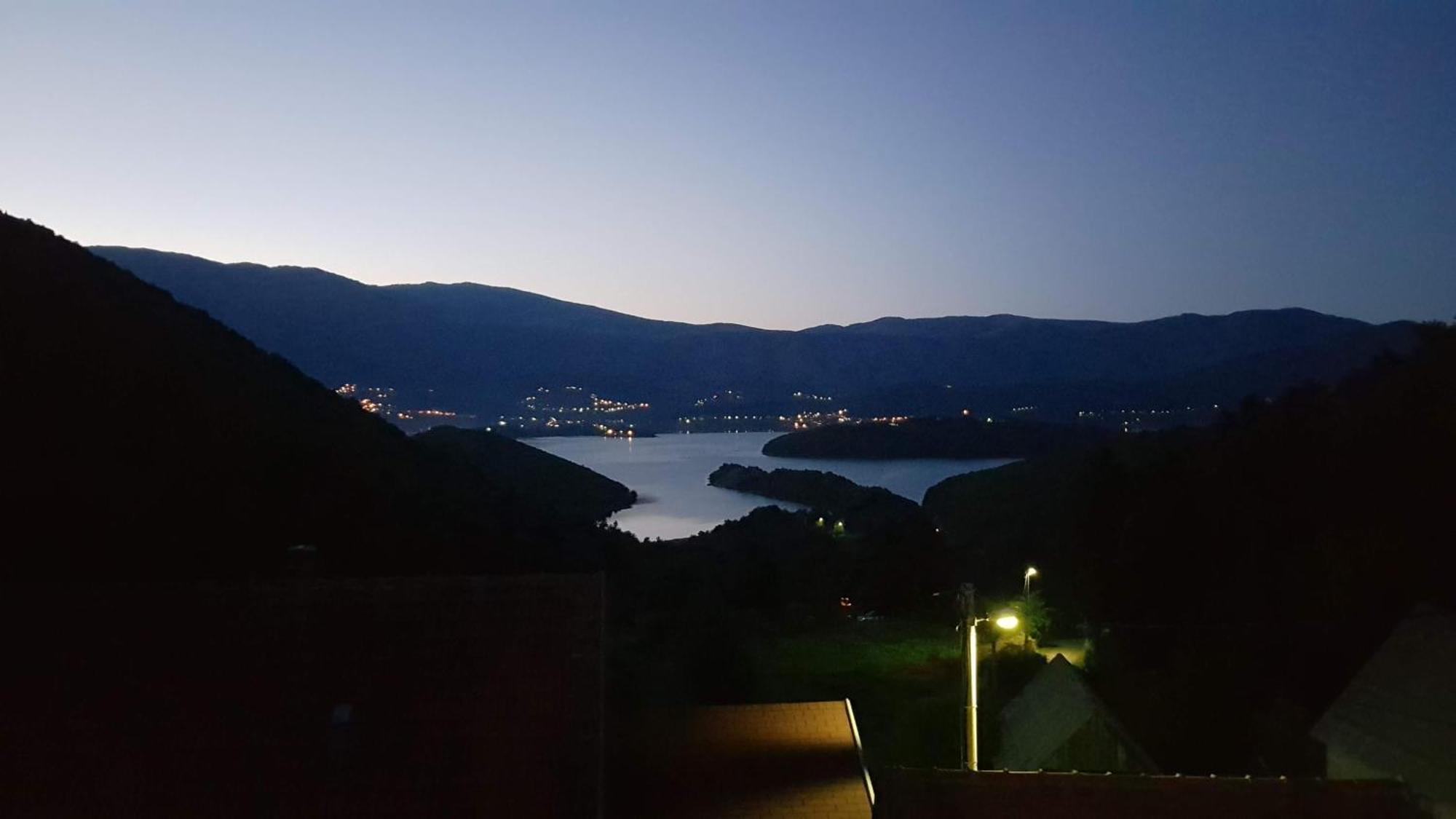 - Stari Javor Apartment *